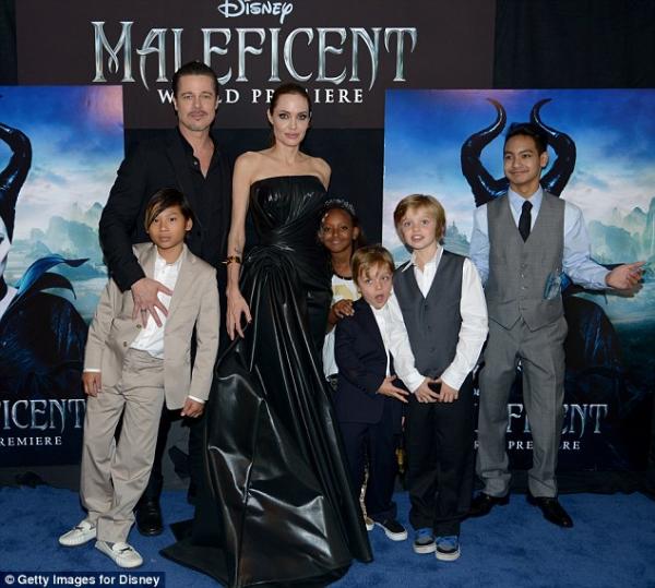 صور أنجلينا جولي في حفل عرض فيلم Maleficent في هوليوود 2014
