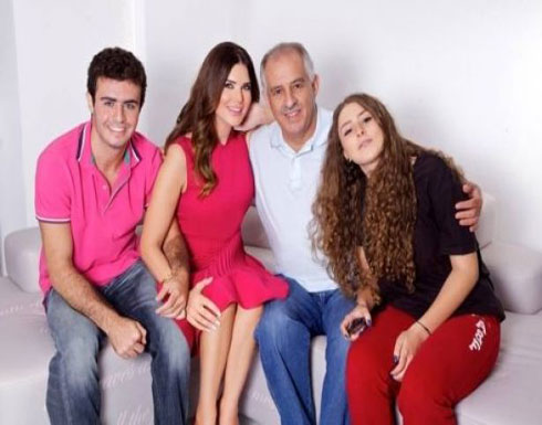صور الاعلامية منى أبو حمزة مع زوجها وأولادها , صور عائلة الاعلامية منى أبو حمزة