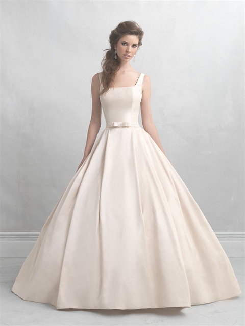 فساتين زفاف تحفة لصيف 2014 , تصميمات عالمية لفساتين الافراح 2015 , مجموعة فساتين زفاف عصرية جميلة 2015