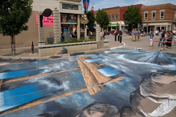 صور لوحات فنية ورسومات بتقنية 3d مرسومة على الأرصفة والشوارع 2014