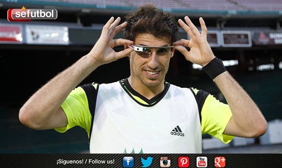 صور لاعبي منتخب إسبانيا وهم يتدربون بنظارة جوجل الذكية 2014