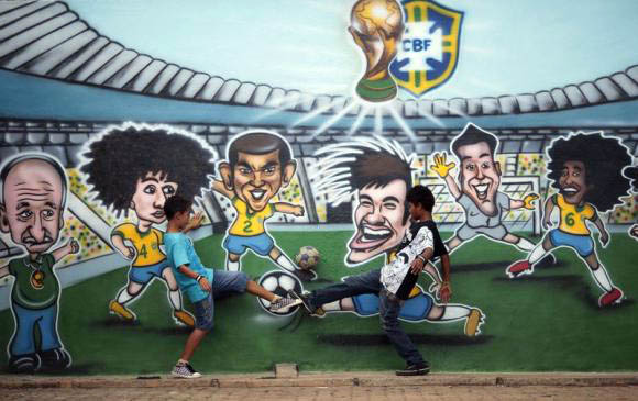 صور جرافيتى لمونديال كأس العالم 2014 بالبرازيل