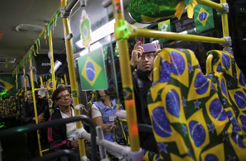 صور المواصلات البرازيلية في مونديال كأس العالم 2014