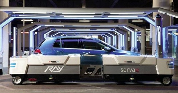 بالصور Ray أول روبوت ذكي لركن السيارات