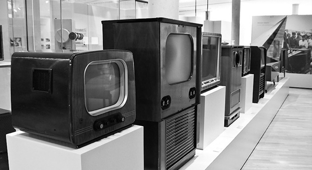 صور متحف الاتصالات في فرانكفورت , بالصور أقدم جهاز تليفون وآلة كاتبة وفاكس