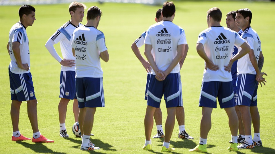 صور تدريبات المنتخب الأرجنتيني استعدادا لمباراة سويسرا في كأس العالم 2014
