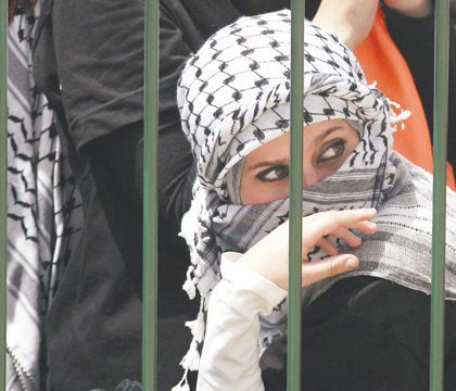 صور الكوفية الفلسطينية 2015 ، صور بنات بالكوفية الفلسطينية 2015 ، صور بنات لابسين كوفية 2015
