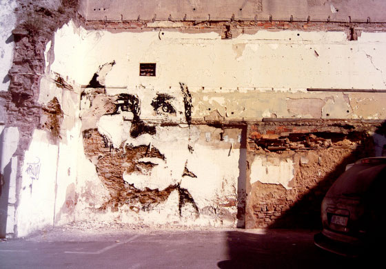 بالصور فنان برتغالى يحول جدران المبانى القديمة الى لوحات فنية 3d