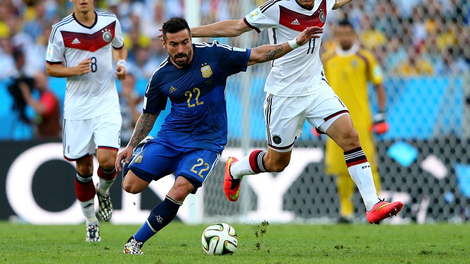 ألمانيا تتوج بكأس العالم على حساب الأرجنتين 2014