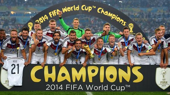 نجوم كرة القدم يهنؤون ألمانيا بكأس العالم عبر تويتر 2014