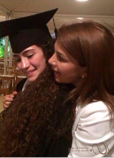 صور نور ابنة ماجدة الرومي 2015 ، صور ماجدة الرومي وهي تحتفل بتخرج ابنتها نور 2014