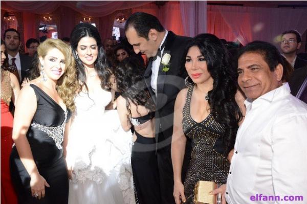 صور نجوم الفن والغناء في حفل زفاف هنادي ابنة فيفي عبده 2014