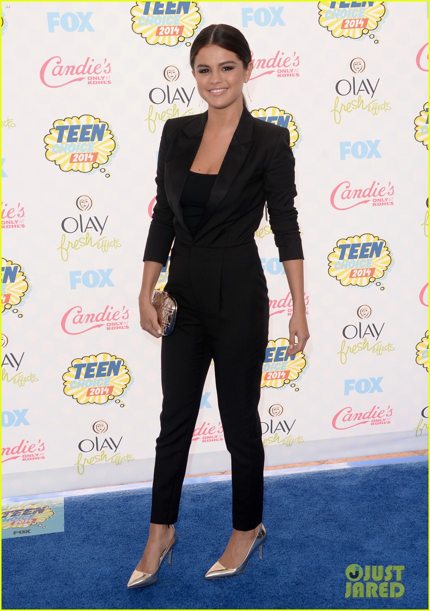 صور سيلينا غوميس في حفل توزيع جوائز Teen Choice Awards 2014