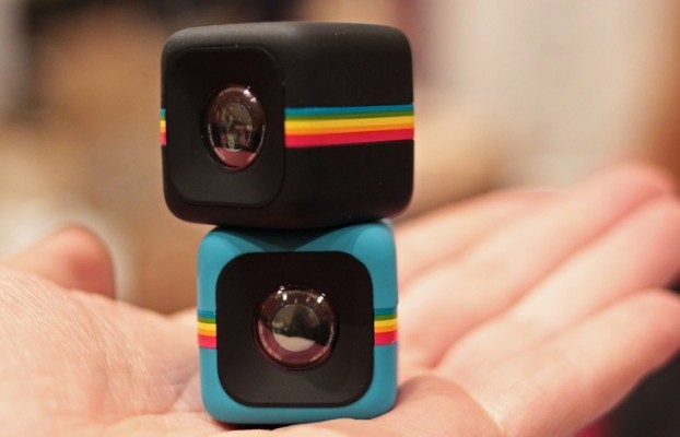 صور أول كاميرا مكعبة Cube من شركة Polaroid