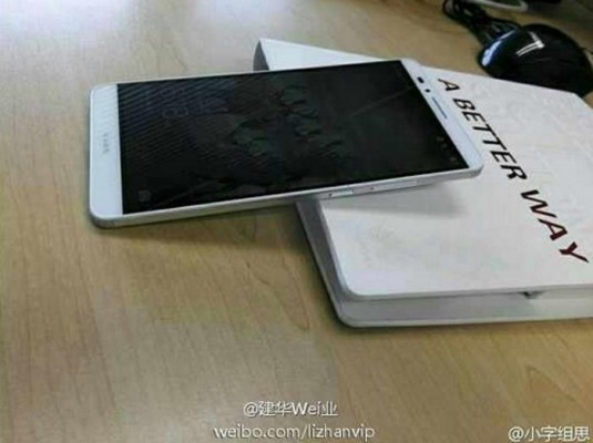 صور ومواصفات هاتف هواوى Huawei Ascend Mate 7 الجديد 2014