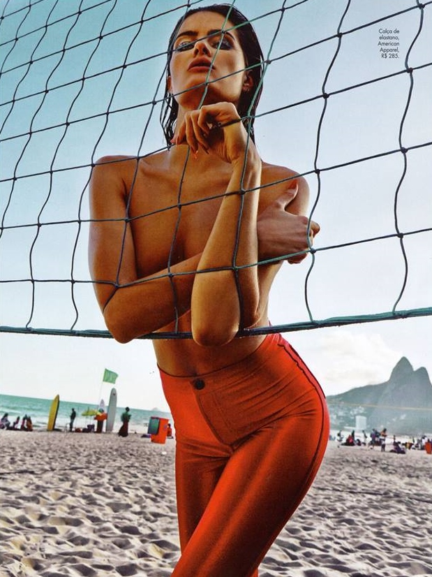 صور إيزابيلي فونتانا على غلاف مجلة elle البرازيل سبتمبر 2014