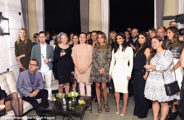 صور كيم كارداشيان في حفل Vogue Fashion Fund