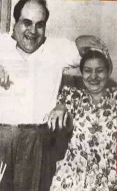 صورة أم كلثوم مع زوجها مصطفى أمين