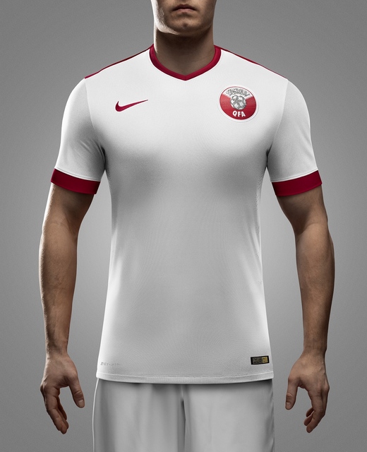 صور قميص المنتخب القطري خليجي 22 , صور تي شيرت قطر في كأس الخليج 2014