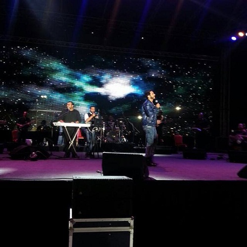 صور حفلة تامر حسني في حلبة البحرين الدولية 2014