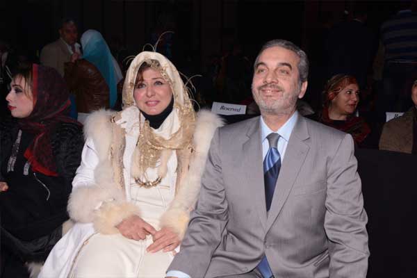 صور درة بفستان زفاف أبيض في عرض أزياء هانى البحيرى 8-12-2014