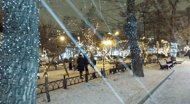 صور زينة وأضواء أعياد الميلاد في موسكو 2014/2015