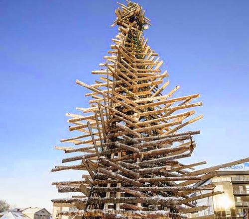 بالصور أجمل وأغرب أشكال شجرة الكريسماس من حول العالم 2014/2015