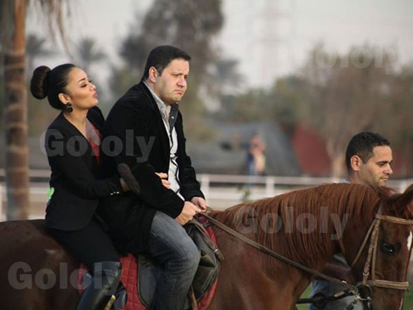 صور راندا البحيرى وهي على ظهر الحصان 2015 , صور راندا البحيرى في فيلم الدنيا مقلوبة 2015
