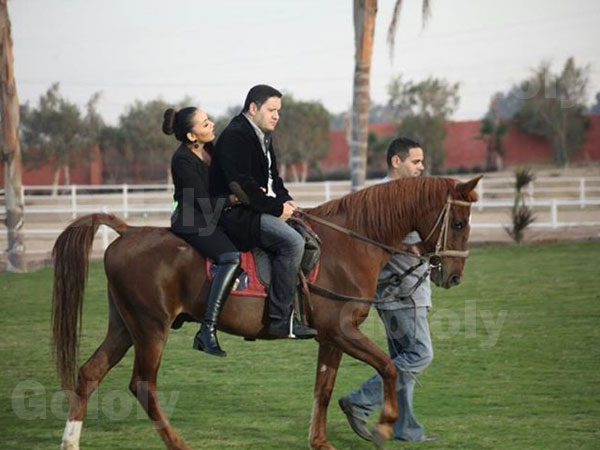 صور راندا البحيرى وهي على ظهر الحصان 2015 , صور راندا البحيرى في فيلم الدنيا مقلوبة 2015
