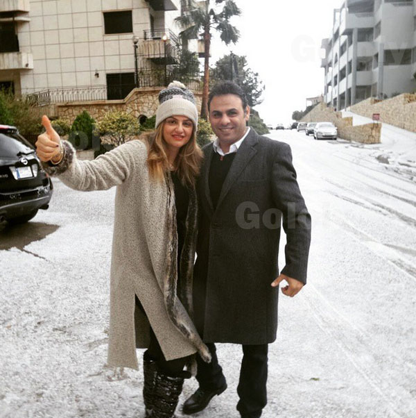 صور باسكال مشعلاني مع زوجها وسط الثلوج في لبنان 2015