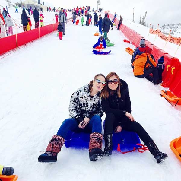 صور أنابيلا هلال وهي تتزلج مع هيلدا خليفة 2015