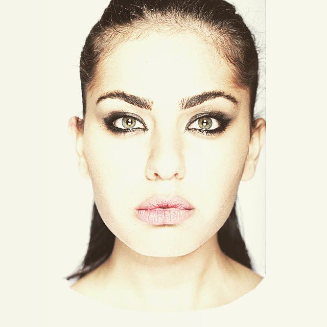 صور اللبنانية ماغي فرحات شبيهة أنجلينا جولي 2015
