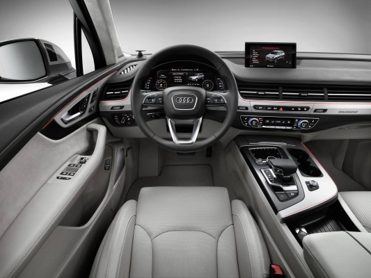 صور سيارة اودى كيو 7 Audi Q7 من الداخل والخارج مع اسعارها 2015