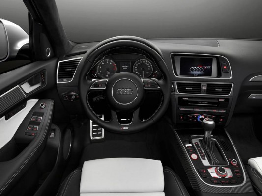 صور سيارة اودى كيو 5 Audi Q5 من الداخل والخارج مع اسعارها 2015