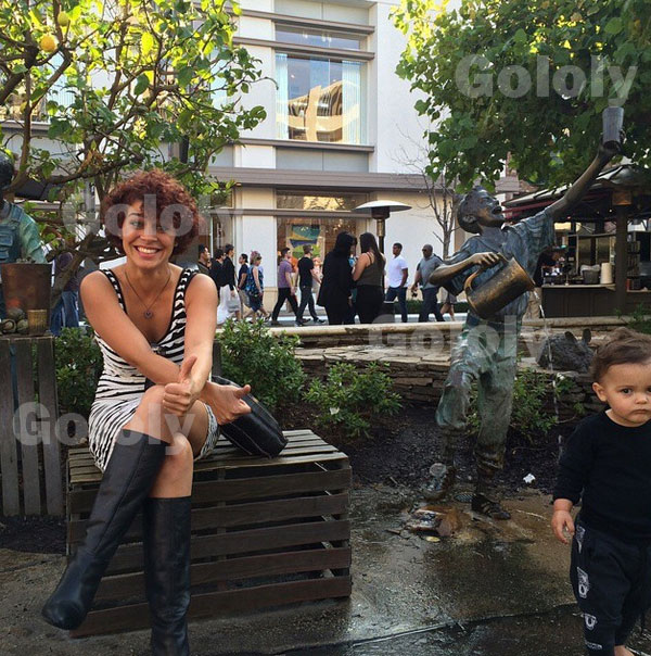 صور منى هلا مع صديقها عصام فارس في البرازيل 2015
