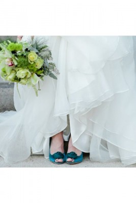 صور احذية عرايس ملونة 2015 , صور أحذية زفاف للعروس اخر شياكة 2015