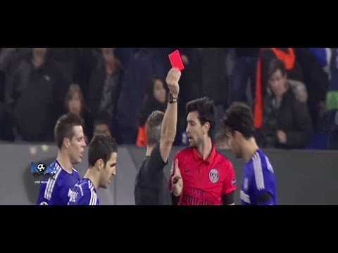 بالفيديو لحظة طرد ابراهيموفيتش في مباراة تشيلسي اليوم الاربعاء 11-3-2015