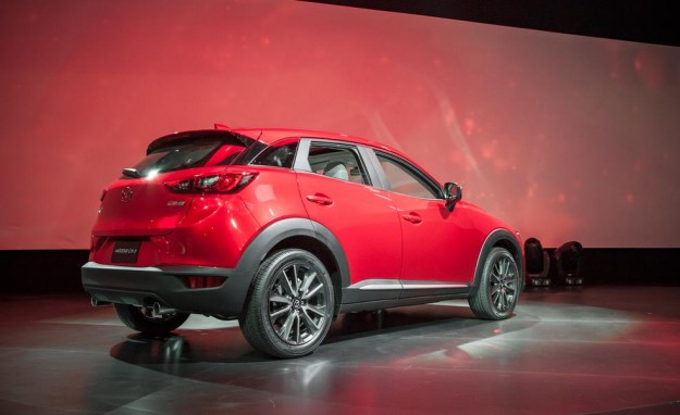 صور ومواصفات وسعر سيارة مازدا Mazda CX3 موديل 2016