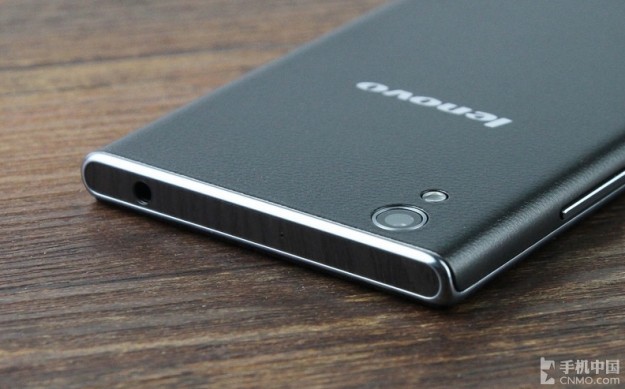 صور ومواصفات وسعر هاتف لينوفو  Lenovo P70 الجديد 2015
