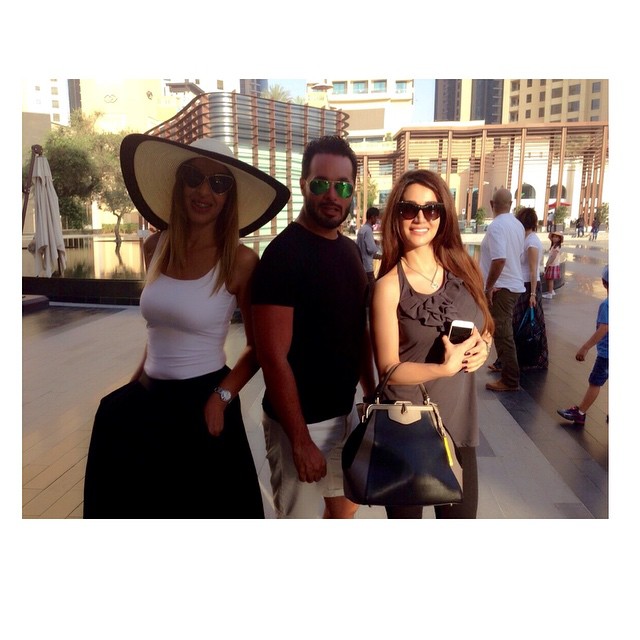 صور ديانا حداد مع شقيقها وزوجته في دبي 2015