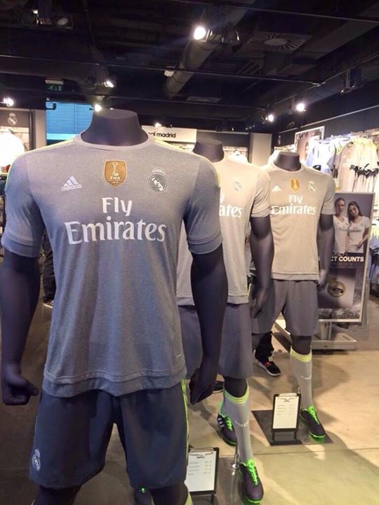 شاهد صور قميص ريال مدريد النادي الملكي في موسم 2016