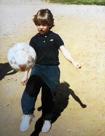 صور لاعبي ونجوم ريال مدريد وهم أطفال صغار 2015