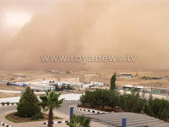 صور العاصفة الرملية في الاردن اليوم الاحد 2-8-2015