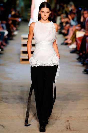 صور أزياء وفساتين جيفنشى Givenchy في أسبوع الموضة بنيويورك 2015
