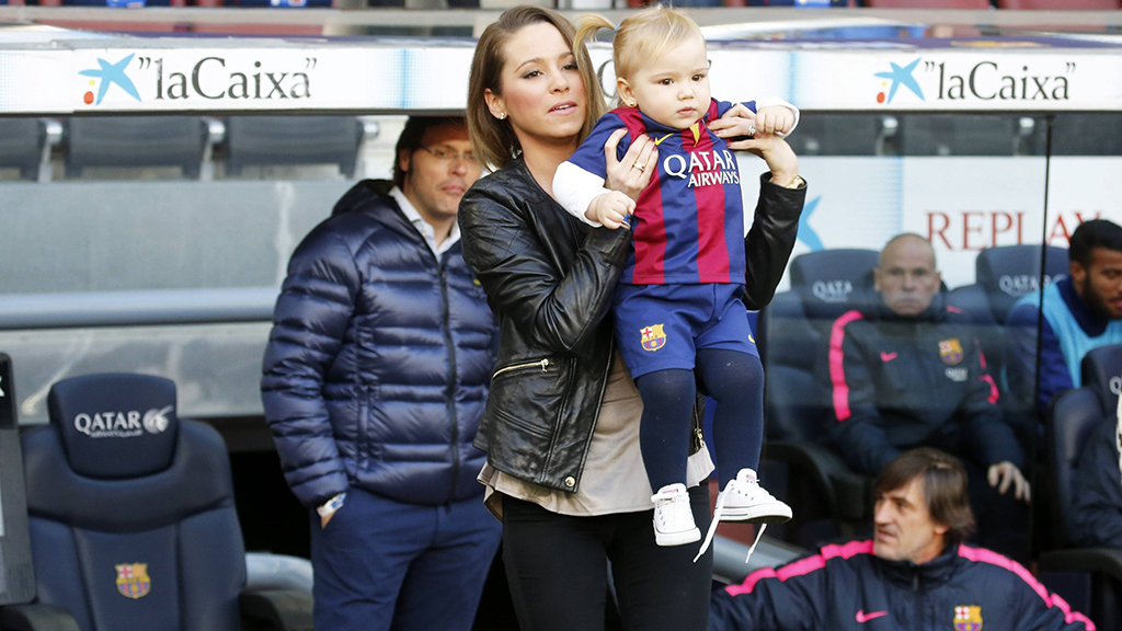 صور راكيل زوجة اللاعب إيفان راكيتيتش نجم برشلونة 2015
