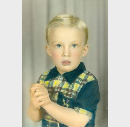 صور دونالد ترامب وهو طفل صغير 2016