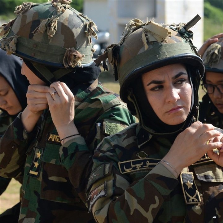 صور بنات أفغانستان في الجيش 2019/2020