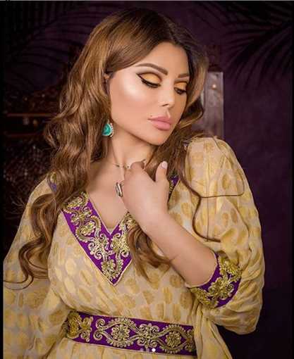 صور نجمات الفن والغناء العربي بالعباية في رمضان 2020