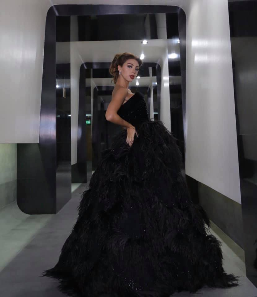 بالصور أجمل اطلالات نجمات لبنان بفساتين سوداء ساحرة 2020