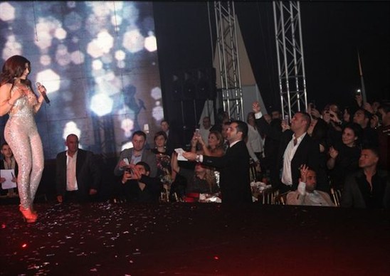 بالصور تغطية حفل راس السنة لهيفاء وهبي 2013 - الصور الكاملة لحفلة هيفاء وهبي في راس السنة 2013
